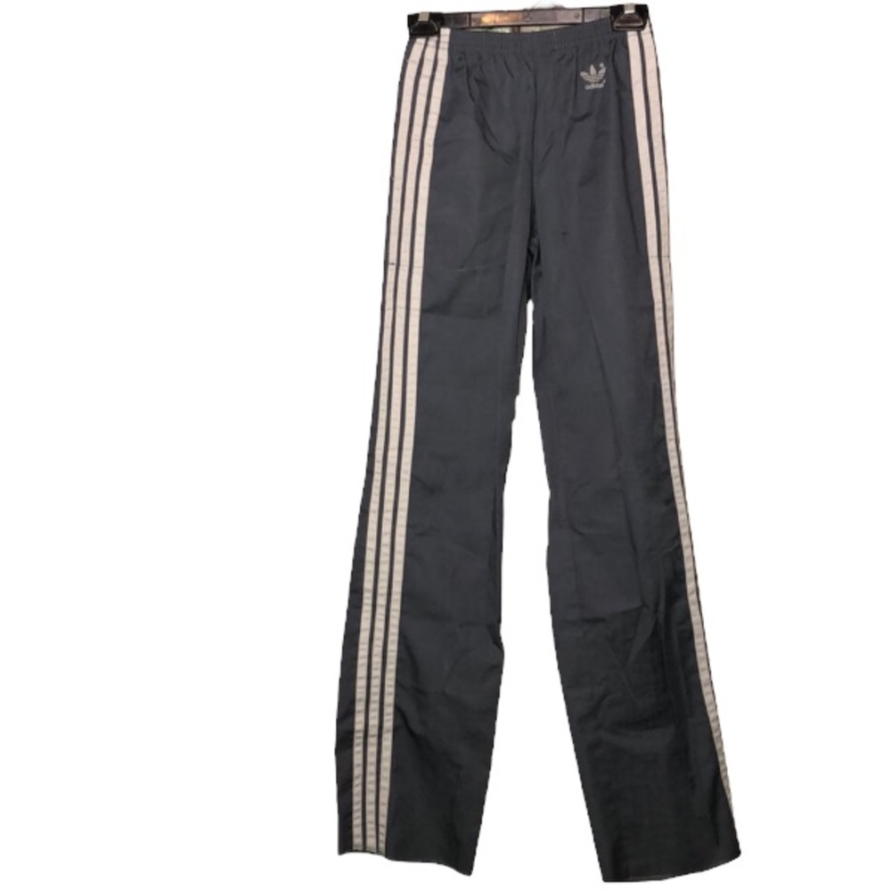 NWOT ADIDAS VINTAGE